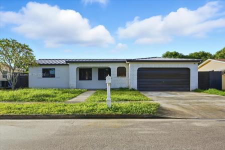 6948 NW 8th Ct, Margate, Floryda 33063, USA