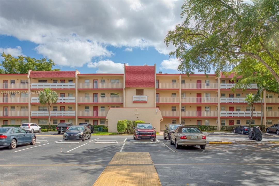 1005 Country Club Dr 408, Margate, 佛羅里達州 33063, 美國