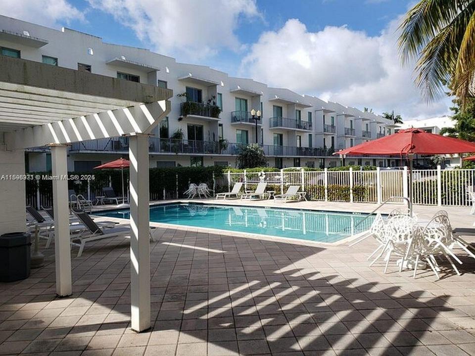 2142 Van Buren St 501, Hollywood, Florida 33020, Estados Unidos