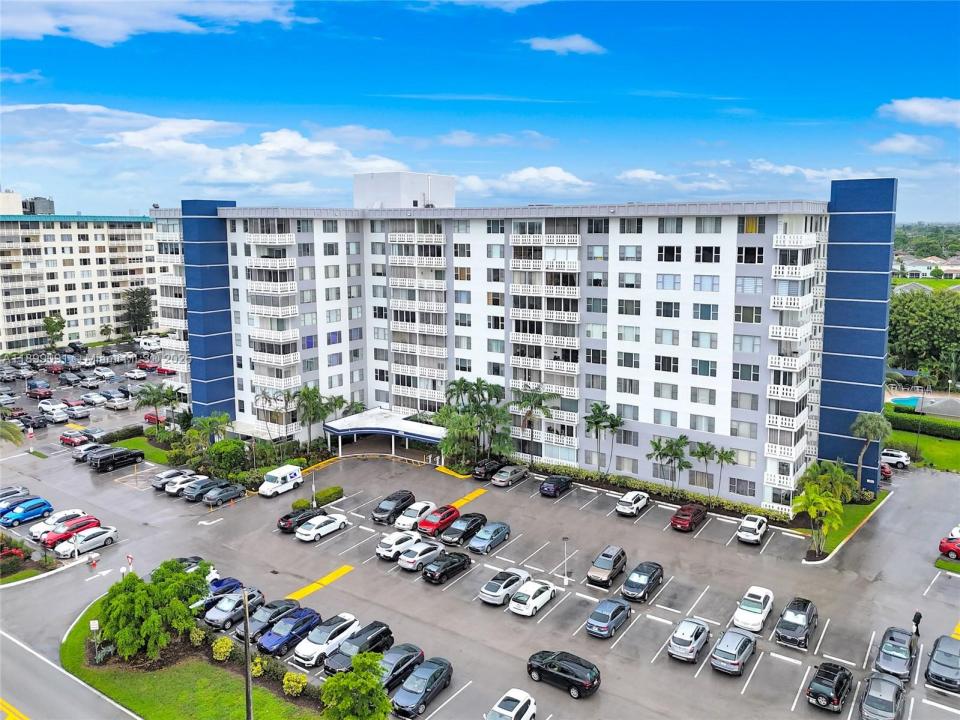 4350 Hillcrest Dr 314, Hollywood, Florida 33021