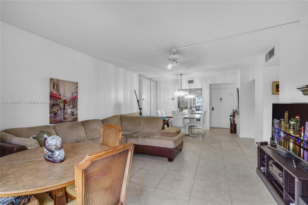 4350 Hillcrest Dr 314, Hollywood, Florida 33021