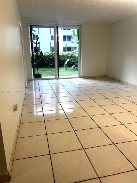 10090 NW 80th Ct 1155, Hialeah Gardens, Floride 33016, États-Unis