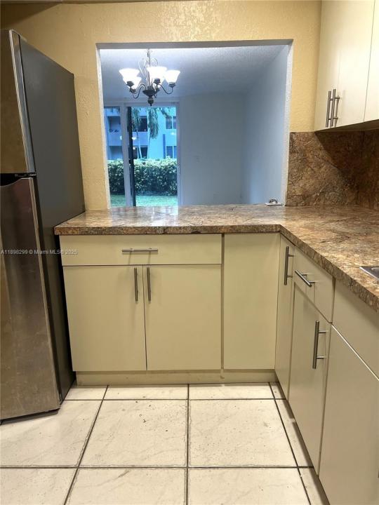 10090 NW 80th Ct 1155, Hialeah Gardens, Floride 33016, États-Unis