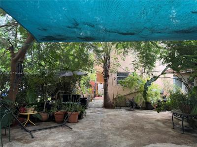 901 SW 19th Ave, Miami, Florida 33135, USA