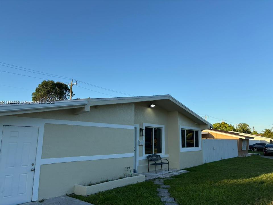 6701 SW 26th Ct, Miramar, Florida 33023, USA