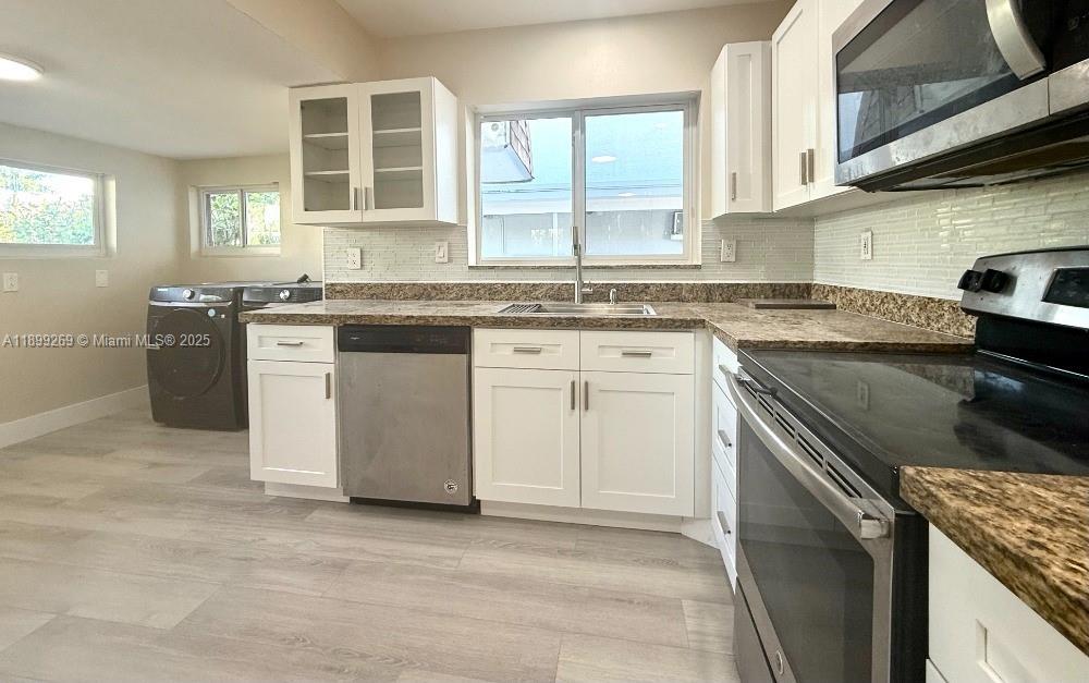 716 NE 7th St 1, Hallandale Beach, Florida 33009