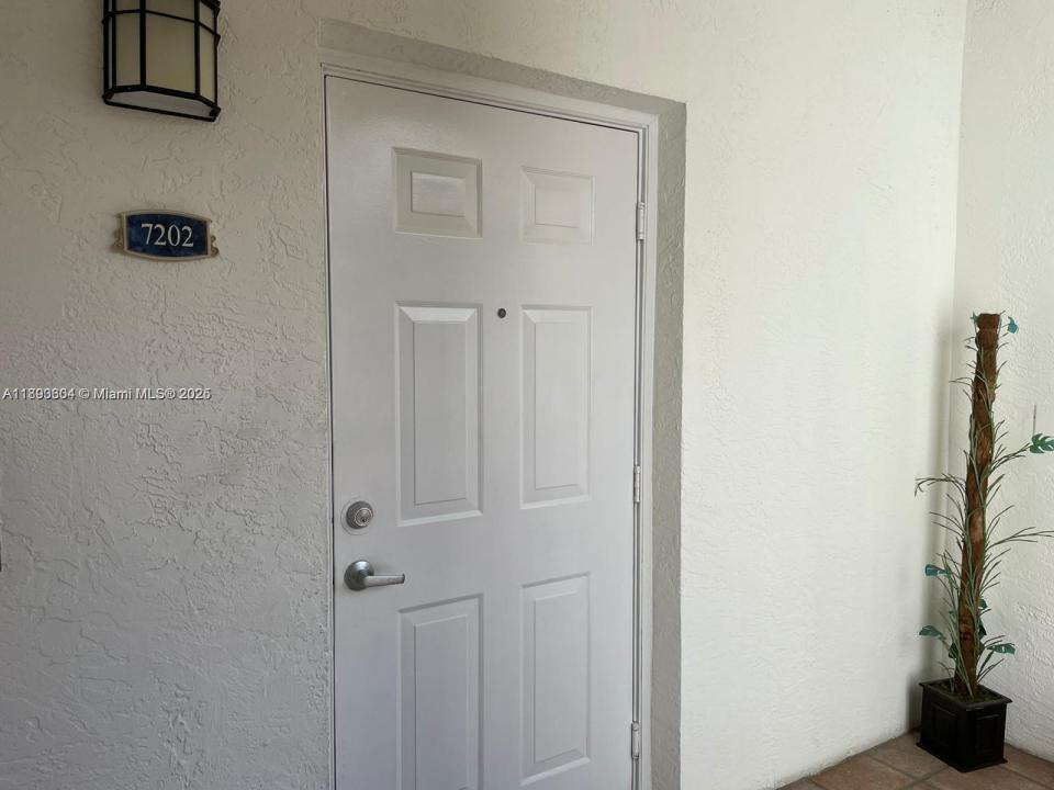 3105 NE 184th St 7202, Aventura, 佛羅里達州 33160, 美國