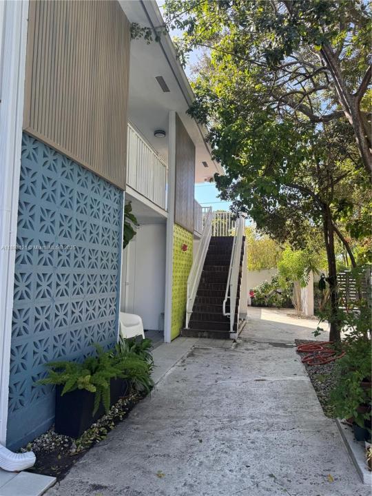 6805 SW 88th St 12, Pinecrest, Florida 33156