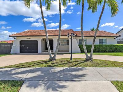 3809 SW 142nd Ave, Miami, Florida 33175, USA
