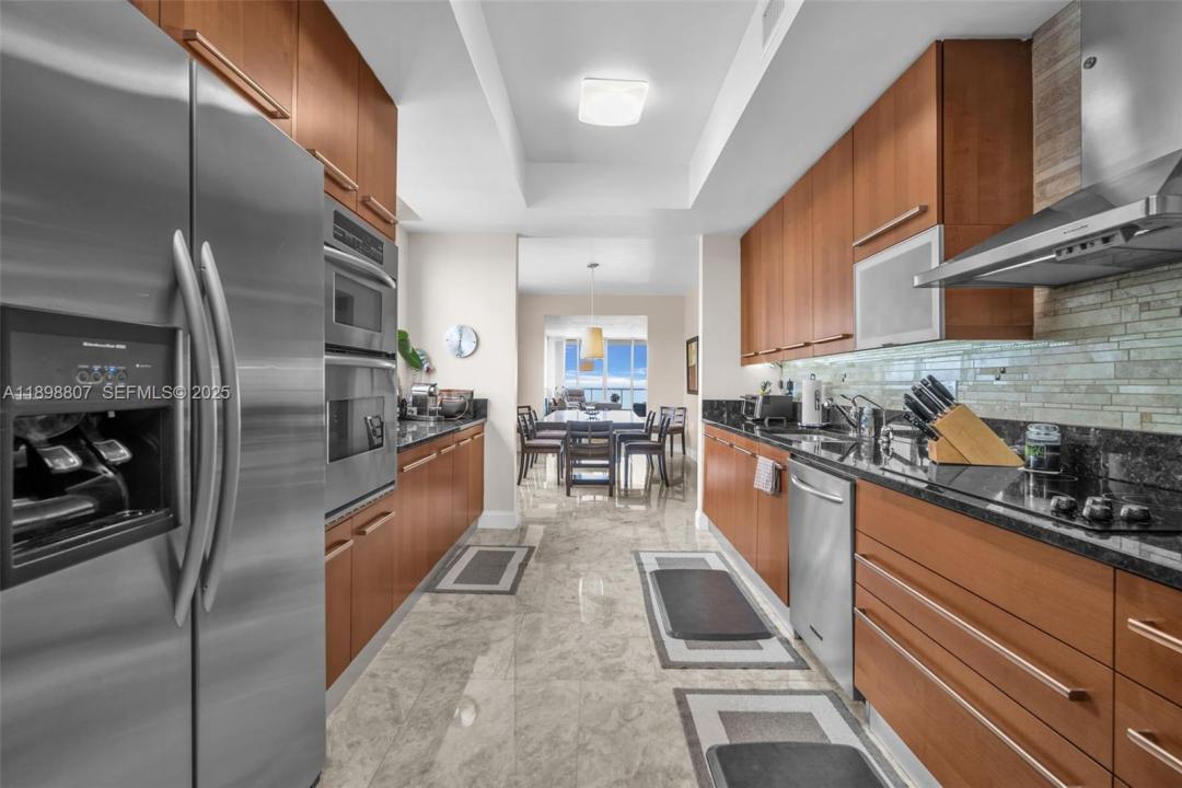 704 N Ocean Blvd 804, Pompano Beach, פלורידה 33062, ארצות הברית של אמריקה