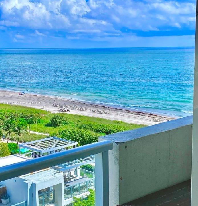 Surfside, Florida 33154, USA