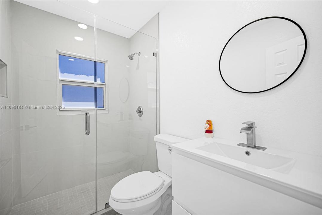 1301 Sharar Ave, Opa-Locka, Florida 33054, HOA KỲ