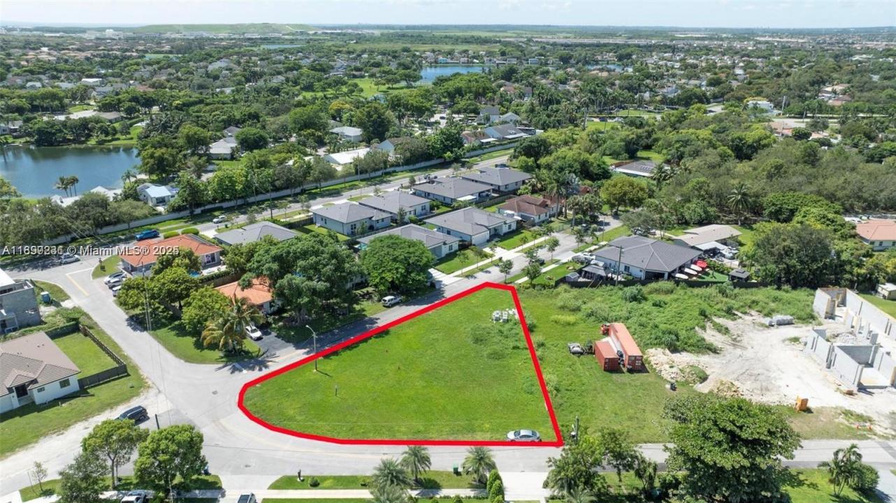 9800 SW 213th St, Cutler Bay, Florida 33189
