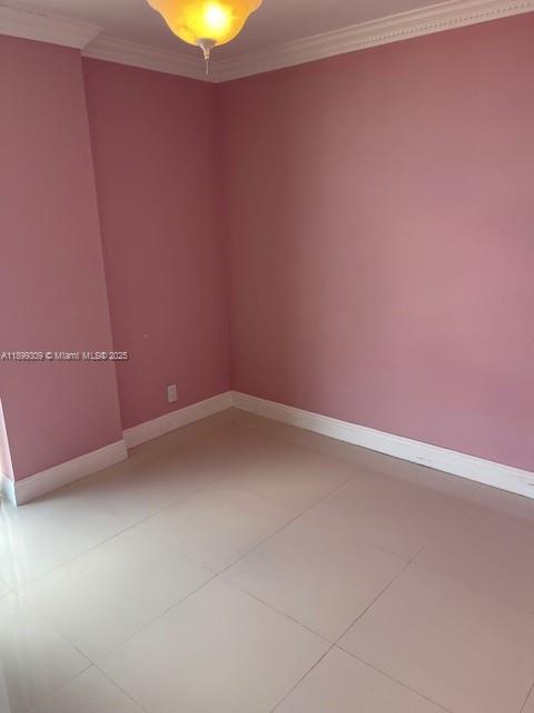 1825 W 44th Pl 511, Hialeah, Florida 33012