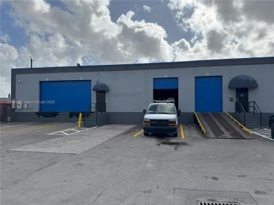 8115 NW 74th Ave, Medley, Florida 33166, USA