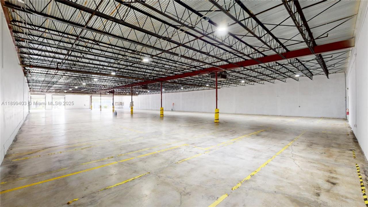 8115 NW 74th Ave, Medley, Florida 33166