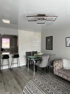 20201 NE 29th Ct D335, Aventura, Florida 33180, USA