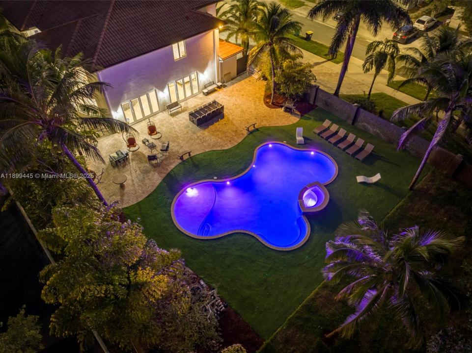 112 NW 14th Way, Dania Beach, Florida 33004, HOA KỲ