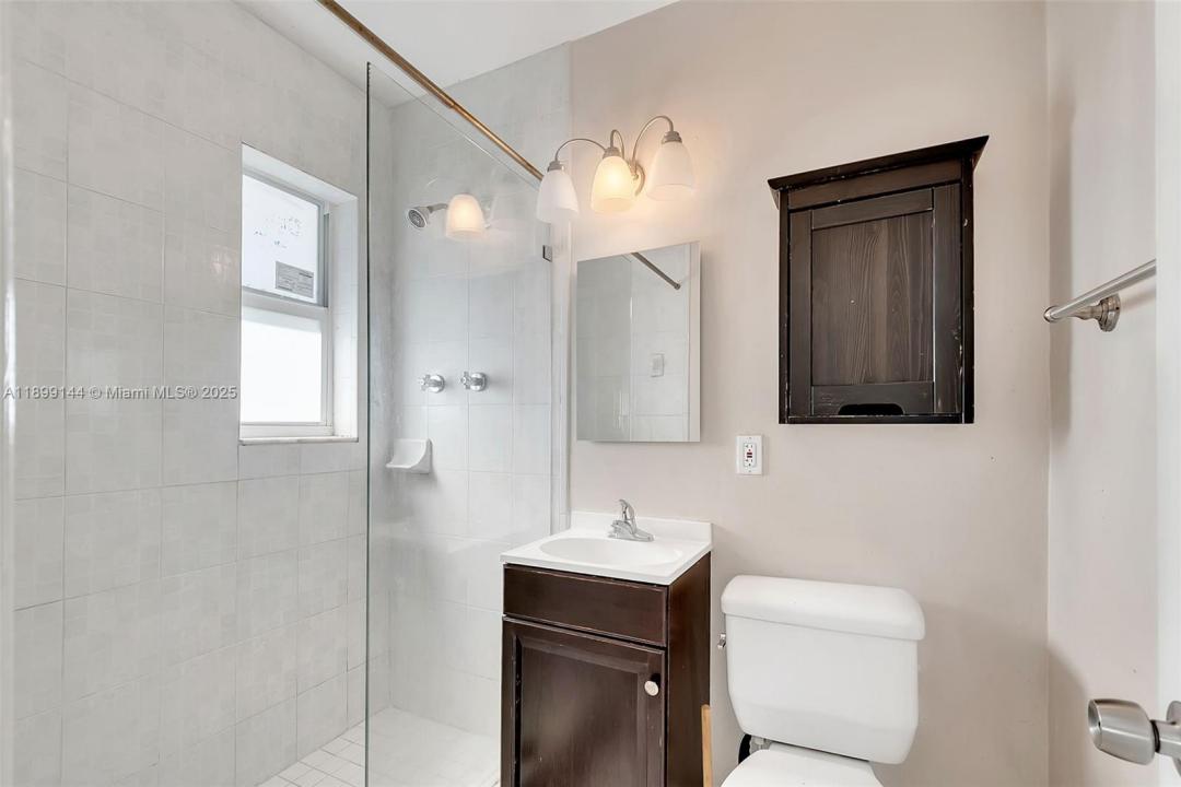 6310 SW 79th St 19, South Miami, Florida 33143