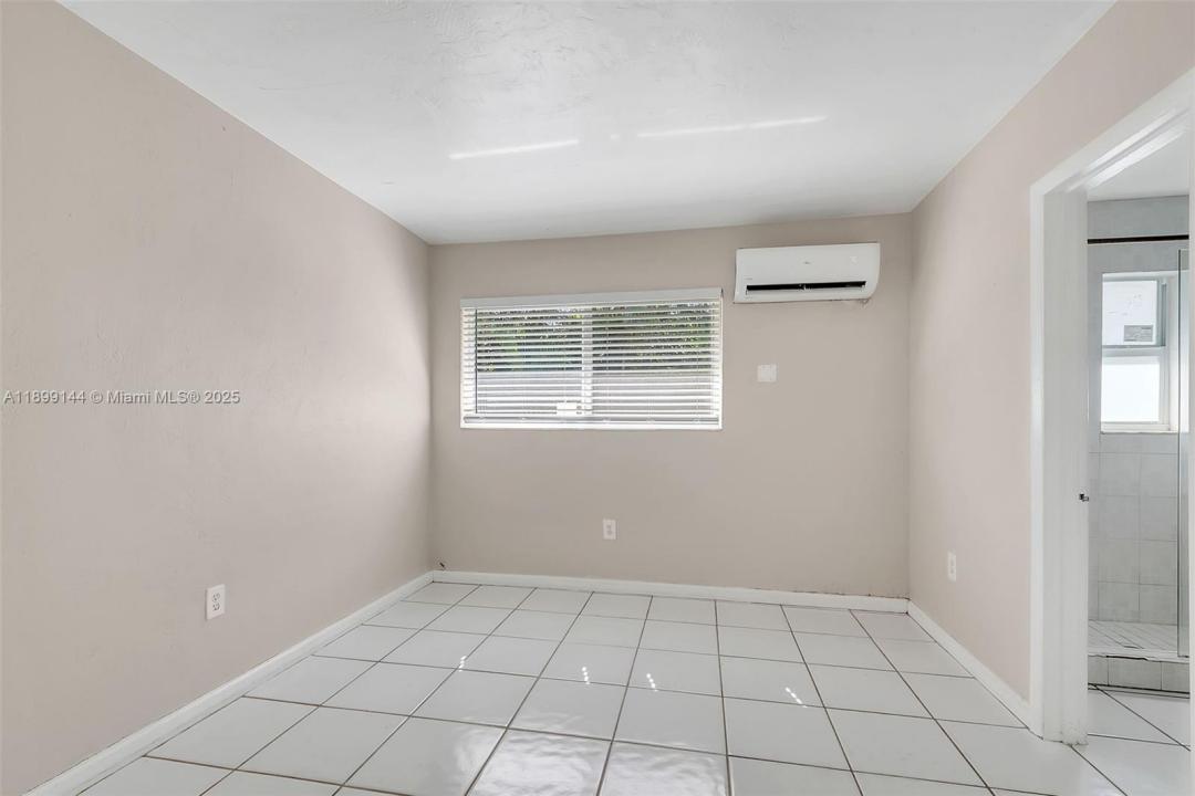 6310 SW 79th St 19, South Miami, Florida 33143