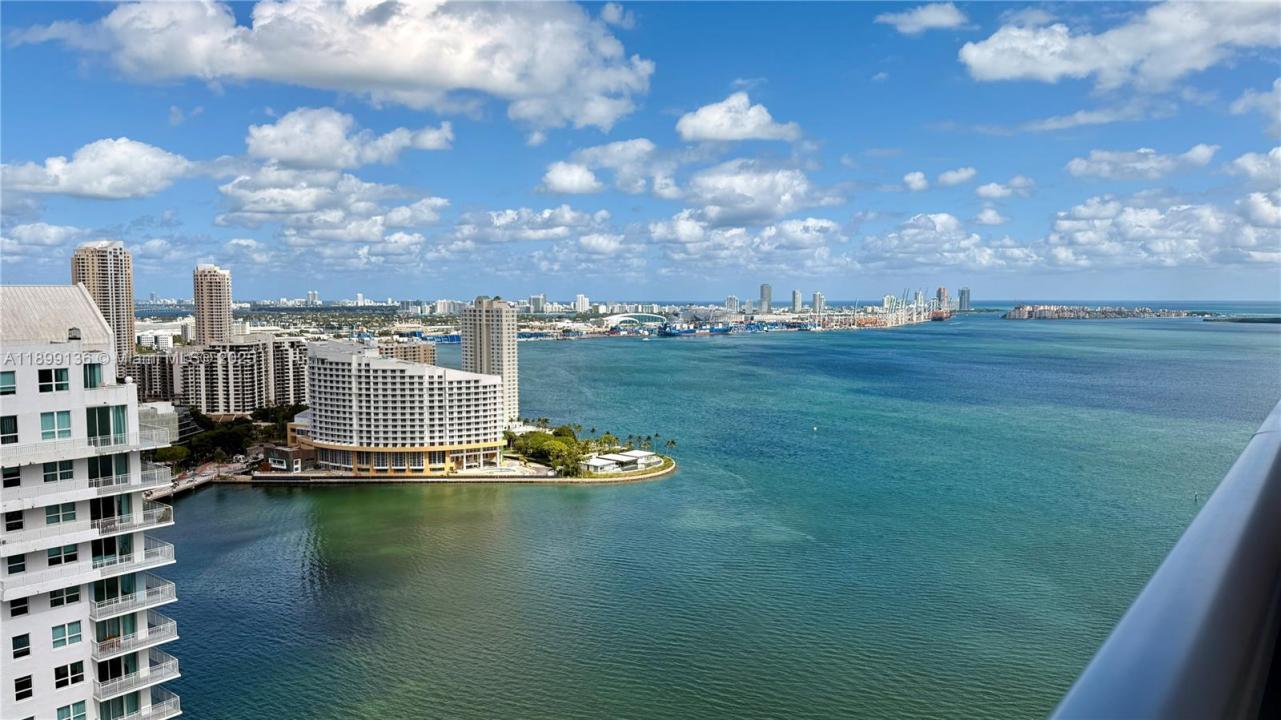 1155 Brickell Bay Dr PH104, Miami, Флорида 33131, Соединенные Штаты