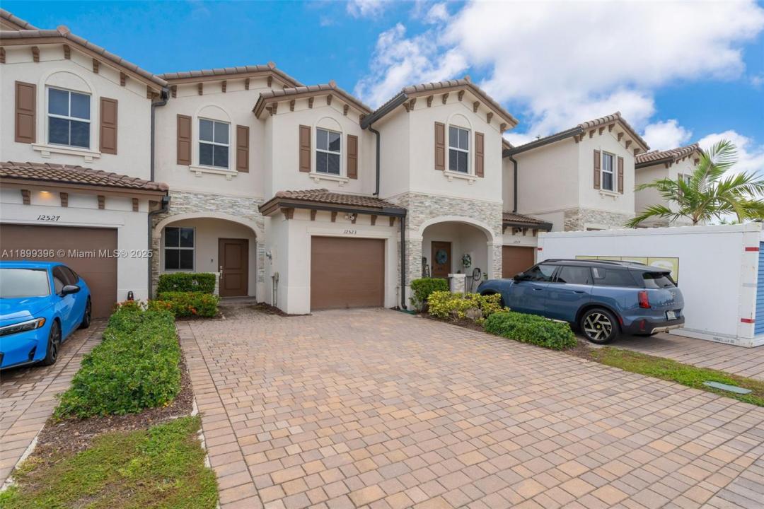 12523 NW 24th Ave, Miami, Flórida 33167, Estados Unidos