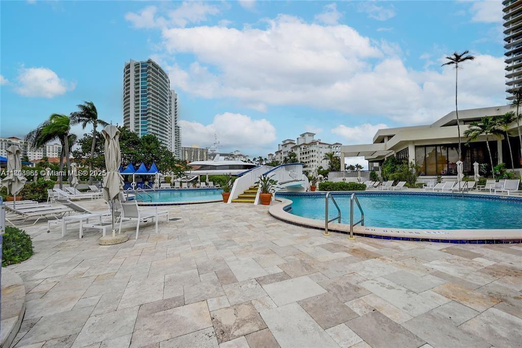 19707 Turnberry Way 5D, Aventura, Floride 33180, États-Unis
