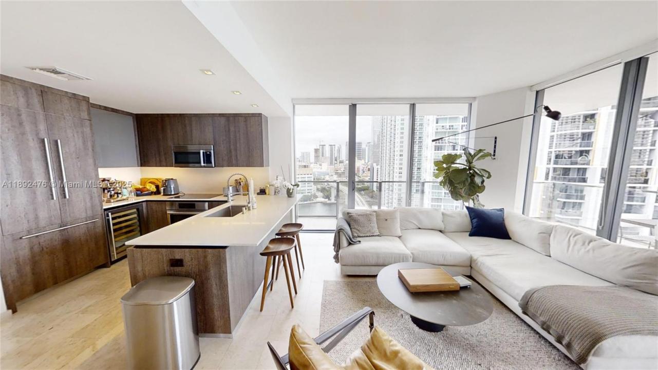 68 SE 6 ST 1111, Miami, 플로리다 33131, 미국