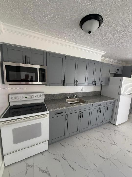 North Miami Beach, Florida 33162, HOA KỲ