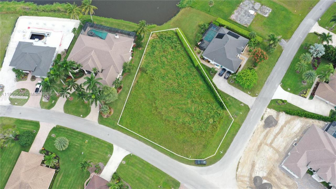 18018 Royal Hammock Blvd, Naples, Florida 34114