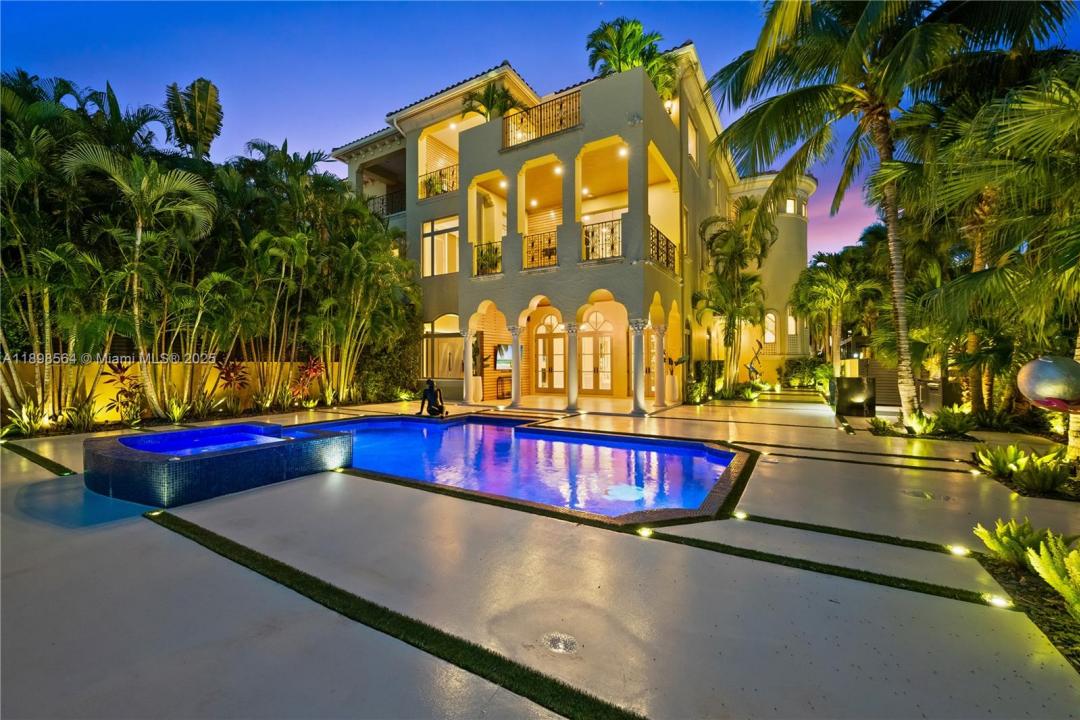 1530 Island Blvd, Aventura, Florida 33160, Stati Uniti