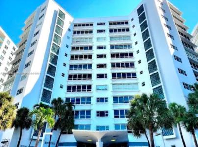 4925 Collins Ave 5G, Miami Beach, Florida 33140, USA
