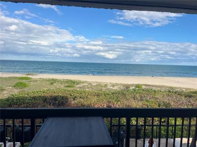 510 N Ocean Blvd 211, Pompano Beach, Florida 33062, USA