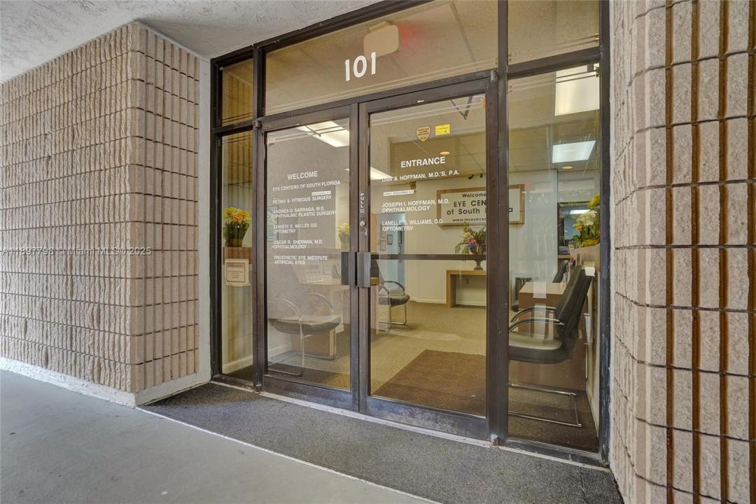 5333 N dixie hwy, Oakland Park, Florida 33334