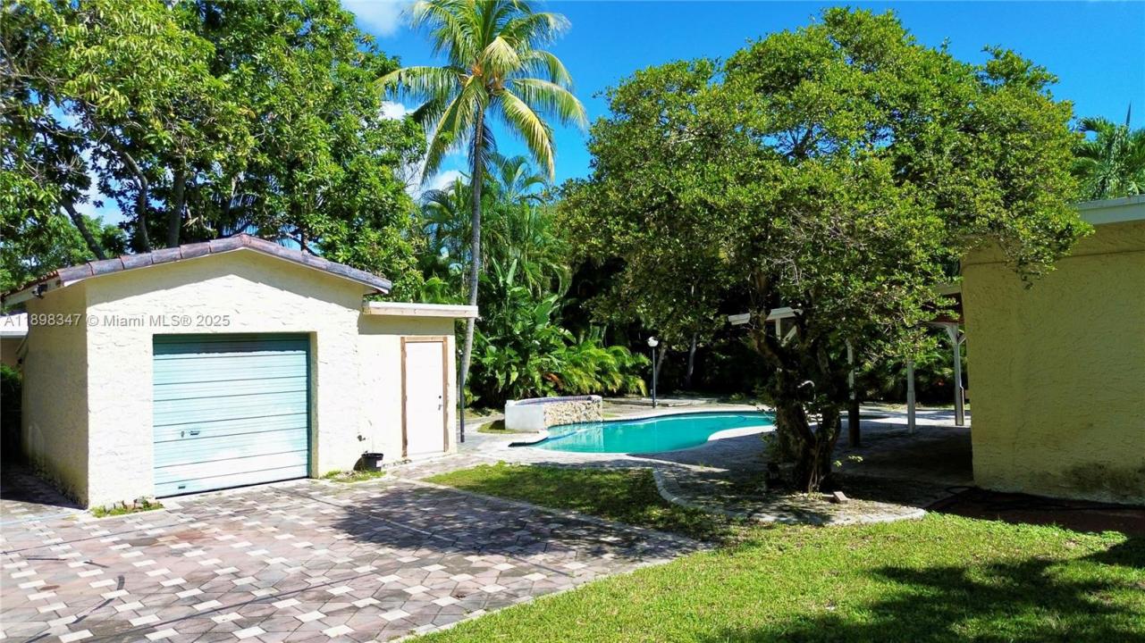 511 NE 119th St, Biscayne Park, فلوريدا 33161, الولايات المتحدة