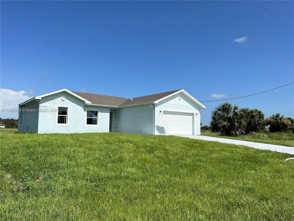 1060 S Capri Ct, La Belle, フロリダ 33935, アメリカ合衆国