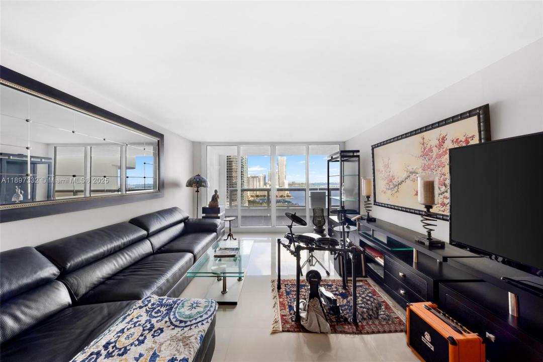 1717 N Bayshore Dr A-2638, Miami, Florida 33132