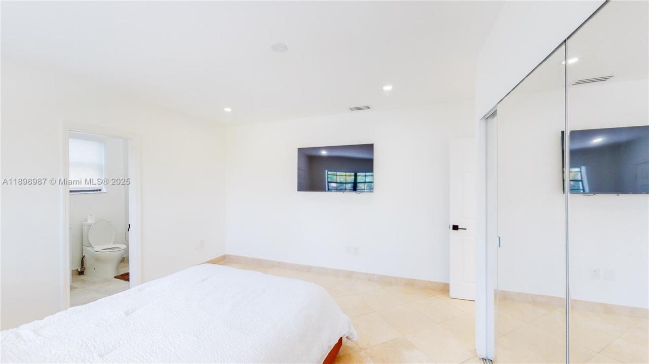 19140 N Bay Rd, Sunny Isles Beach, Florida 33160, Stati Uniti