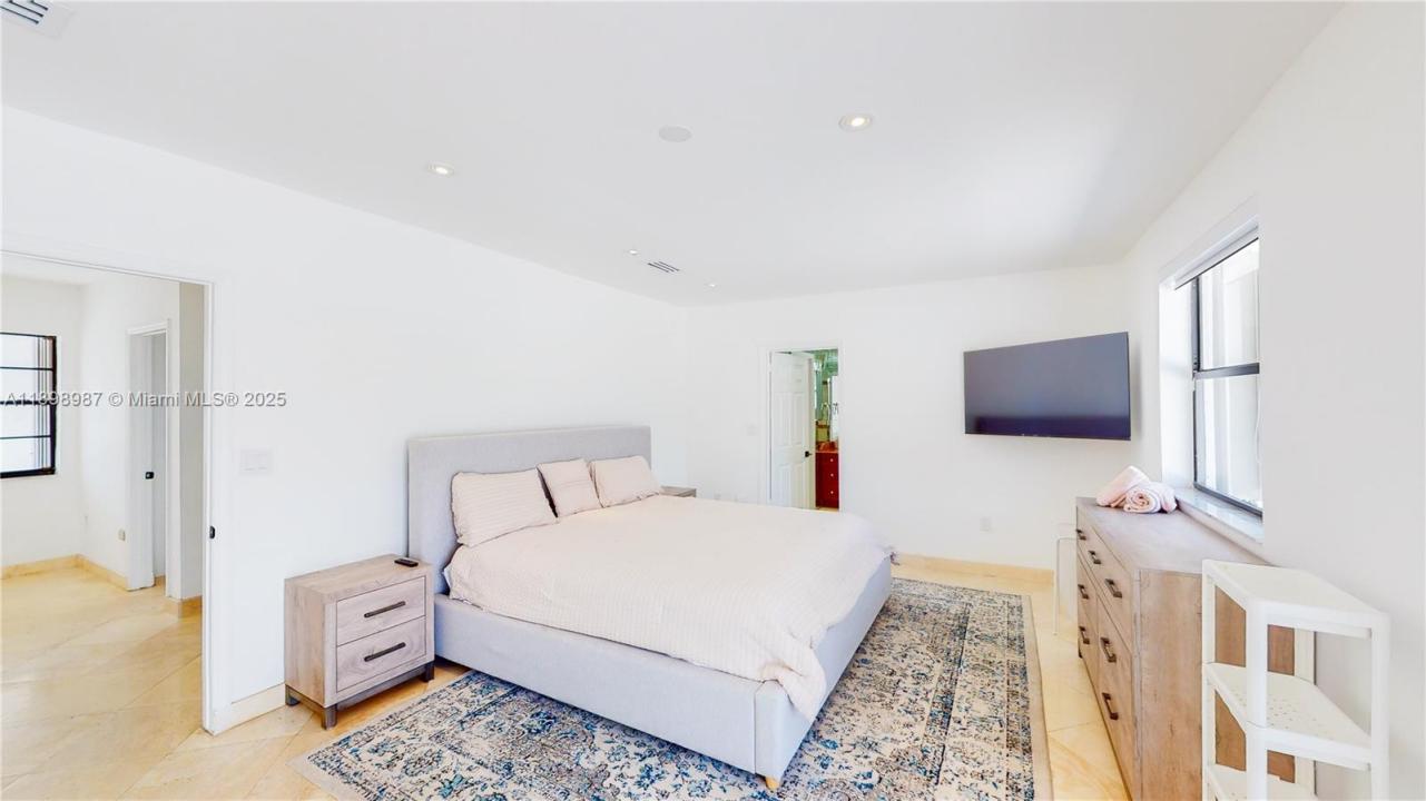 19140 N Bay Rd, Sunny Isles Beach, Florida 33160, Stati Uniti