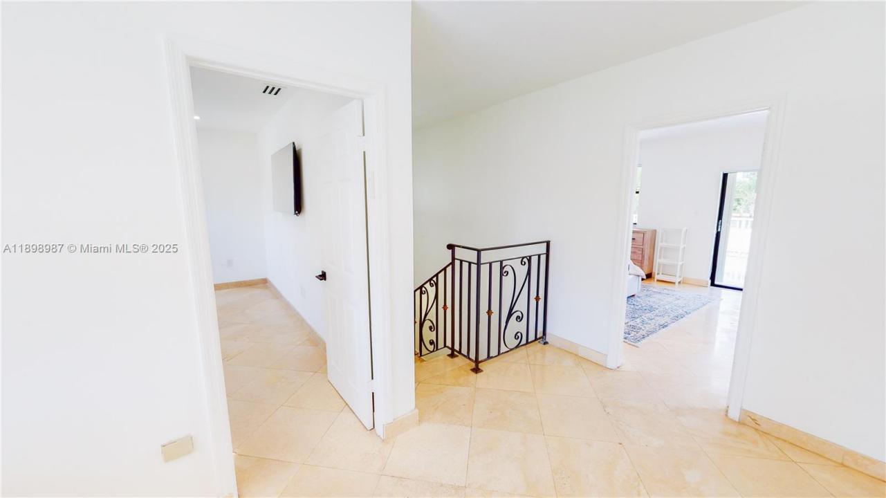 19140 N Bay Rd, Sunny Isles Beach, Florida 33160, Stati Uniti