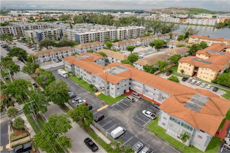 120 Royal Palm Rd 315, Hialeah Gardens, Florida 33016, USA