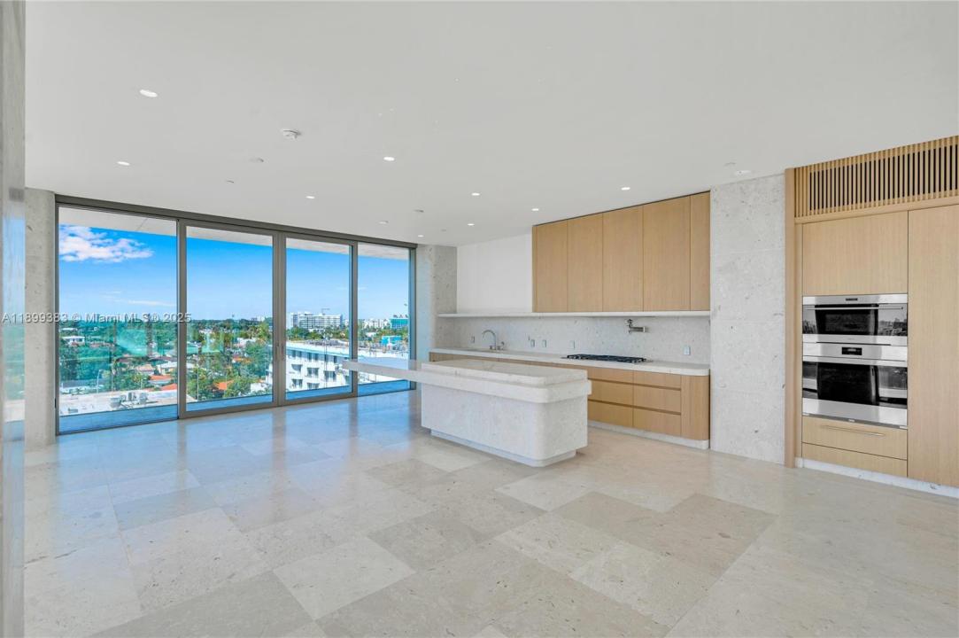 9149 Collins Ave 603, Surfside, Florida 33154, Estados Unidos