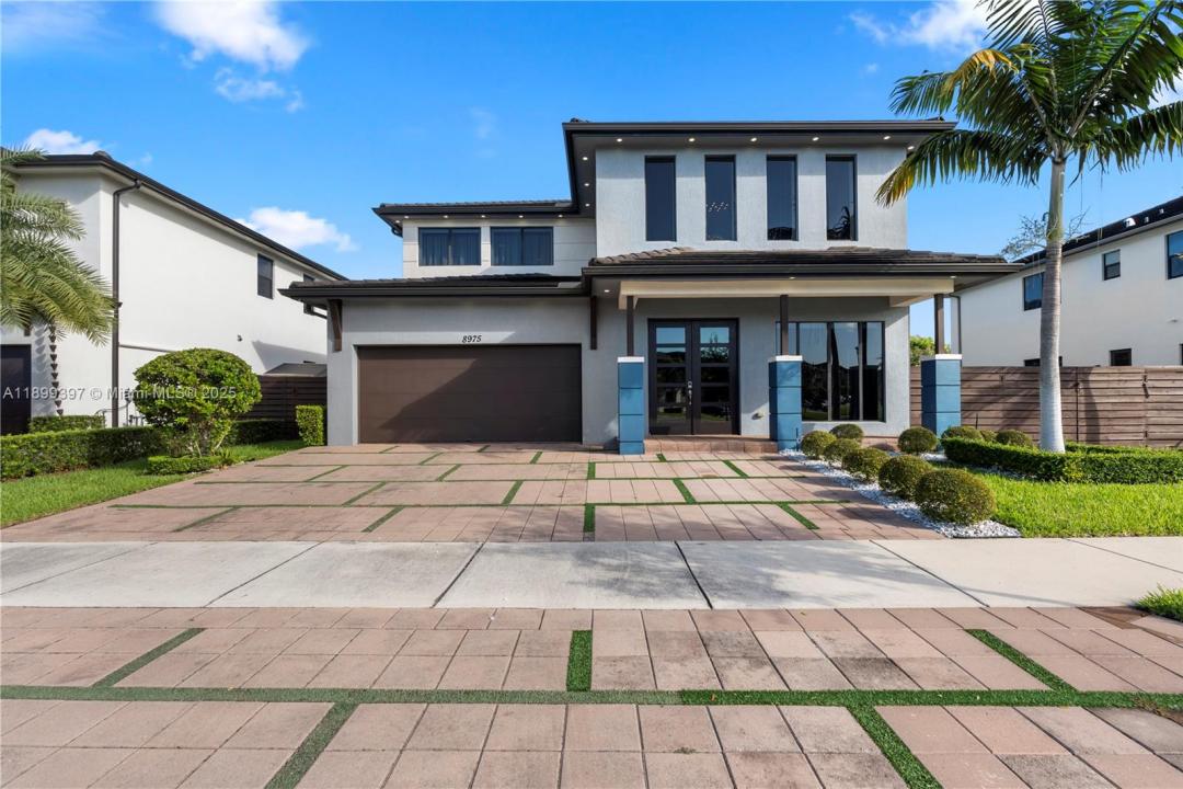 8975 NW 161st Ter, Miami Lakes, Florida 33018, Estados Unidos