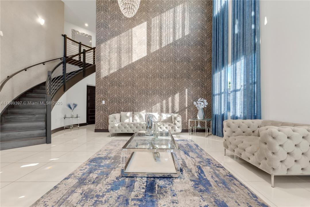 8975 NW 161st Ter, Miami Lakes, Florida 33018, Estados Unidos