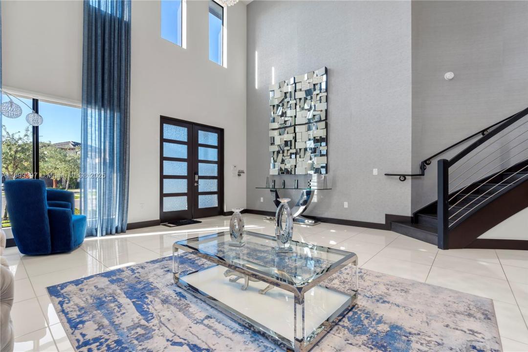 8975 NW 161st Ter, Miami Lakes, Florida 33018, Estados Unidos