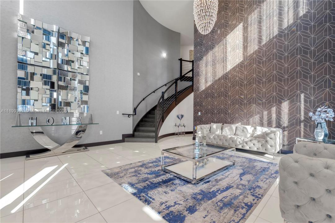 8975 NW 161st Ter, Miami Lakes, Florida 33018, Estados Unidos