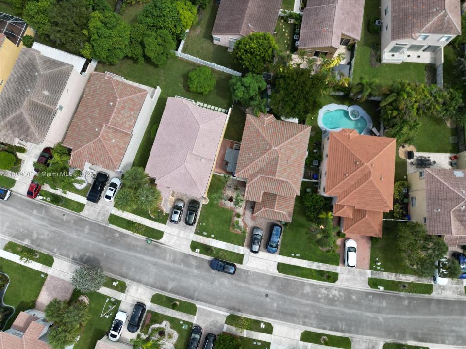 2271 NW 159th Ave, Pembroke Pines, Florida 33028