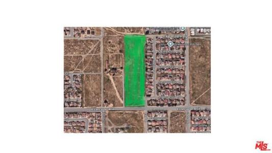 E Avenue I vic 23rd St East, Lancaster, Kalifornia 93535, USA