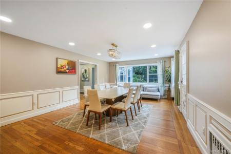 24 Mineola Avenue, North Hempstead, New York 11576, États-Unis