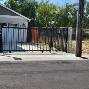 Beaumont ave, Sacramento, Califórnia 95815, Estados Unidos